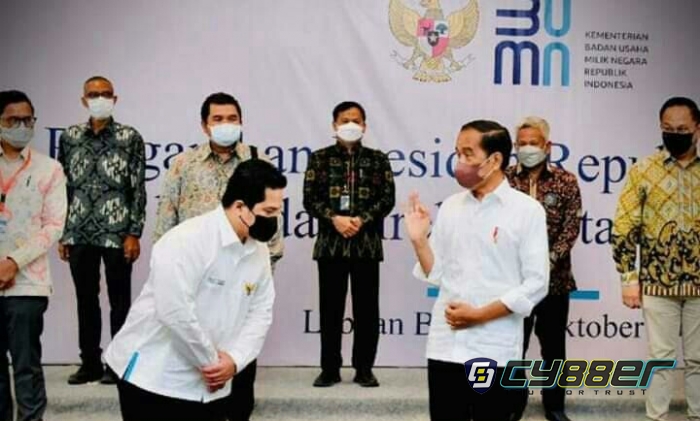 Sindir BUMN, Jokowi: Maaf, Orang Pinter-pinter Tapi Melakukan Hal Yang Sangat Bodoh Sekali