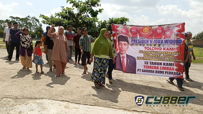 Merasa Tak Ditanggapi Pemerintah Daerah Warga Gelar Aksi Damai Mengadu ke Presiden