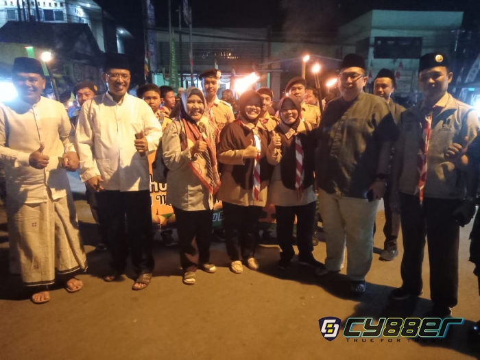 Marching Band MAN 4 Bogor dan SMAN 1 Cigombong Iringi Pawai Obor Dimalam Pergantian Tahun Baru Islam 1444 H