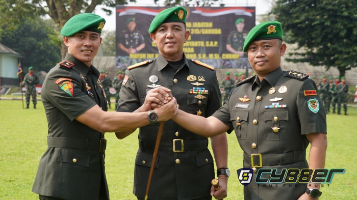 Danrem 061 Sk Pimpin Acara Serah Terima Jabatan Komandan Yonif 315 Grd