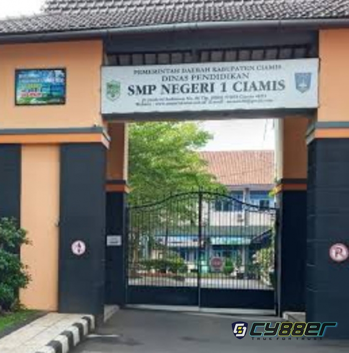 Diduga Siasati Pungli, Sumbangan Rp.300 Ribu di SMPN 1 Ciamis Dilakukan Oleh Paguyuban, Sejumlah Pihak Pertanyakan Dasar Hukumnya