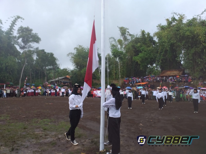 Pemerintah Desa Sukahati Gelar Upacara Peringatan HUT Kemerdekaan RI Ke-77 Tahun 2022.