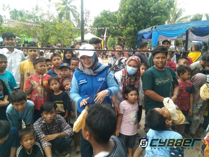 Demokrat Gelar Peringatan HUT-RI ke-77 di Kelurahan Sentang Disambut Antusias Warga
