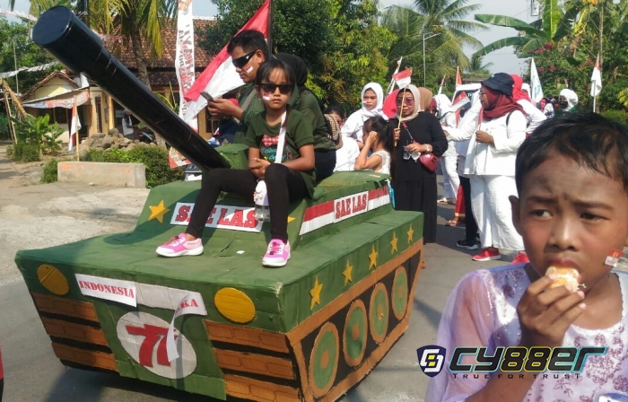 Sekawanan Setan Pocong dan Tuyul Bergentayangan di siang Bolong