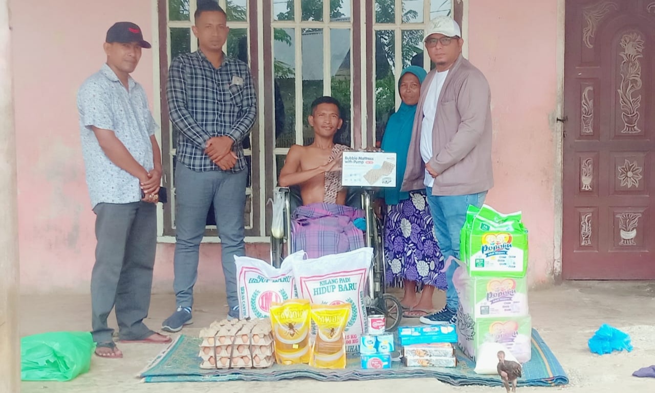 PWO Aceh Utara Dampingi CLR-PSM Serahkan Bantuan Untuk Penyandang Cacat di Matang Ulim