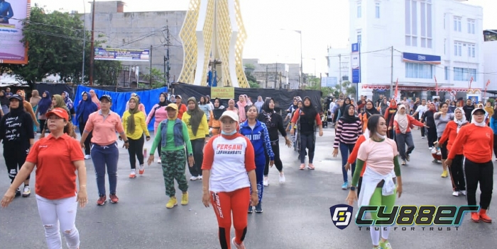 Kolaborasi Wujudkan Masyarakat Sehat Bersama Car Free Day