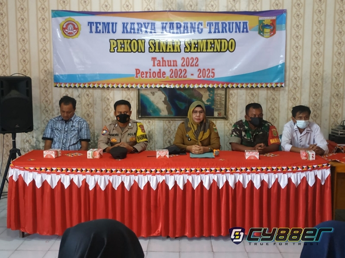 Kepala Pekon Sinar Semendo Lantik Karang Taruna AL