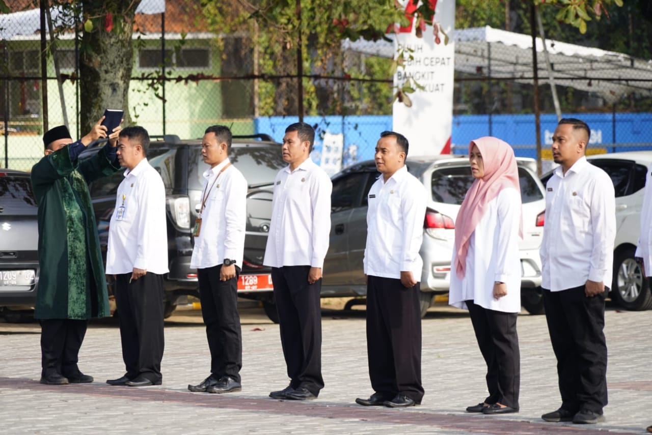 Bupati Rudy Gunawan Lantik 17 ASN Pejabat Eselon III di Lingkungan Pemkab Garut