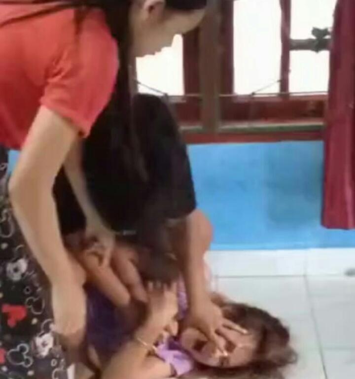 Soal Ibu Tiri Siksa Putrinya, Giliran Ayah Kandung Sundut Rokok ke Tubuh Putranya, Polisi Diminta Ungkap