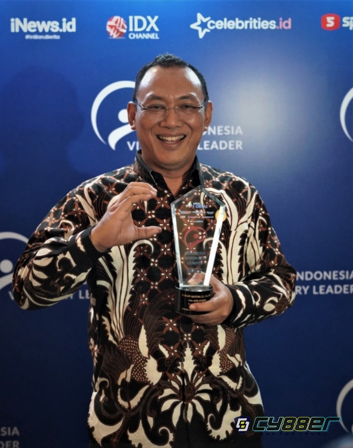 Melalui 10 Program Strategis, Helldy Agustian Raih Indonesia Visionary Leader