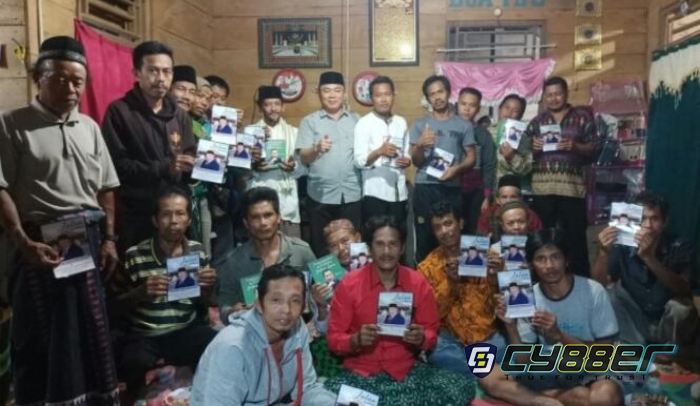 Antusias Masyarakat Kelumbayan Barat Dengan Penggantian Bupati.