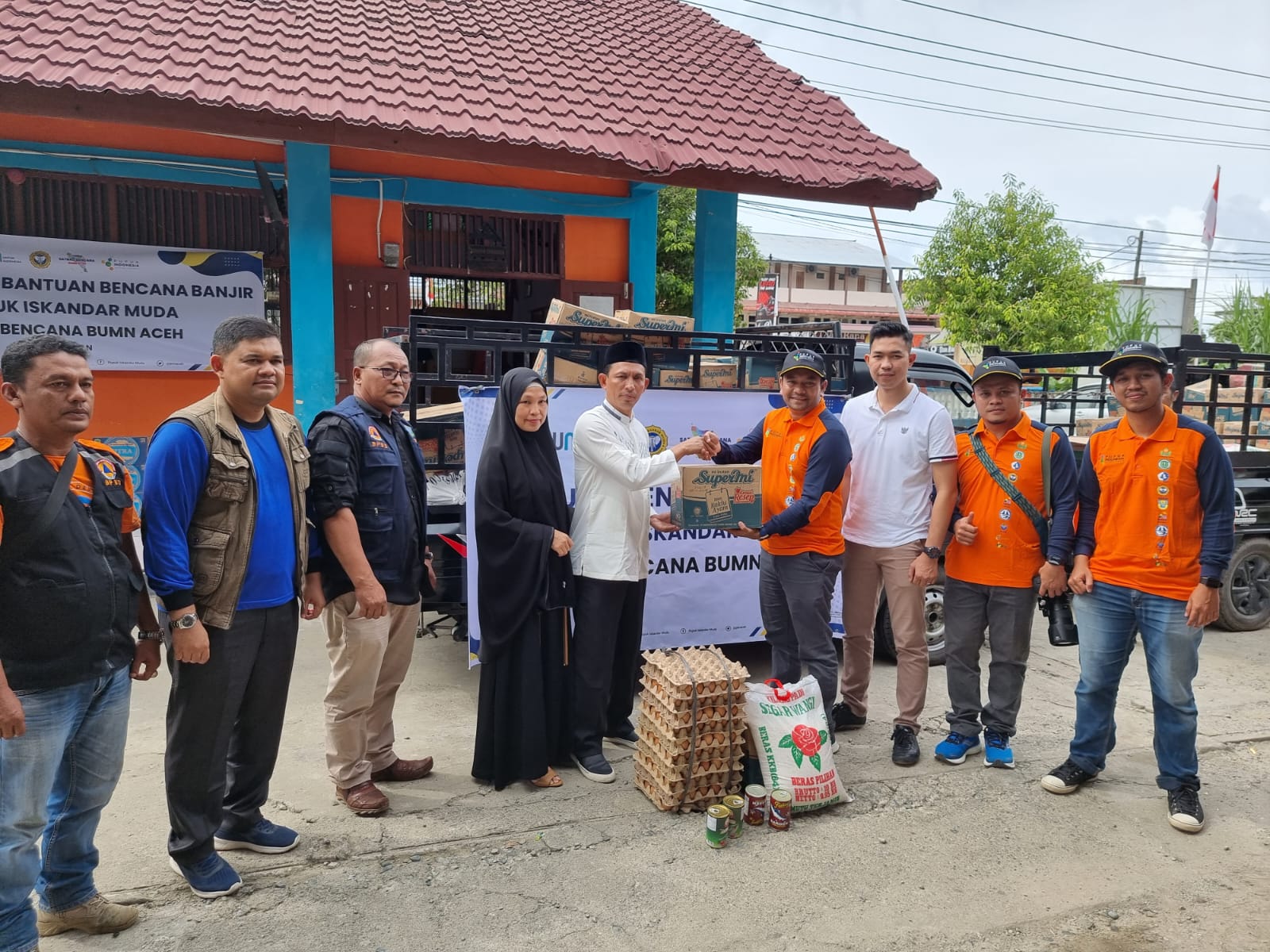 Satgas Bencana BUMN Aceh Salurkan Bantuan Bencana Banjir & Longsor di Aceh Selatan