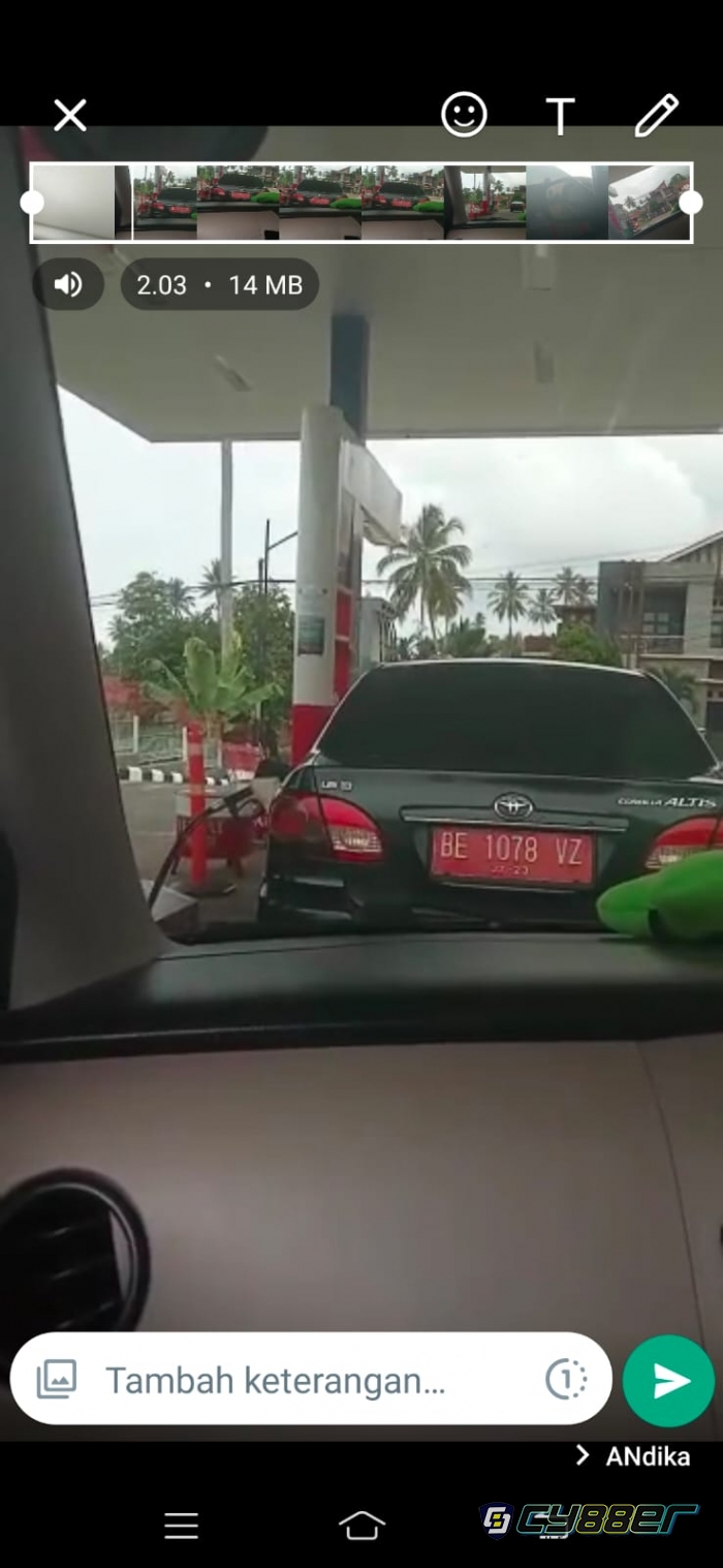 Oknum ASN Yang Mengendarai Mobil Dinas, Terpantau Oleh Ketua LPKNI Saat  Isi BBM Bersubsidi.