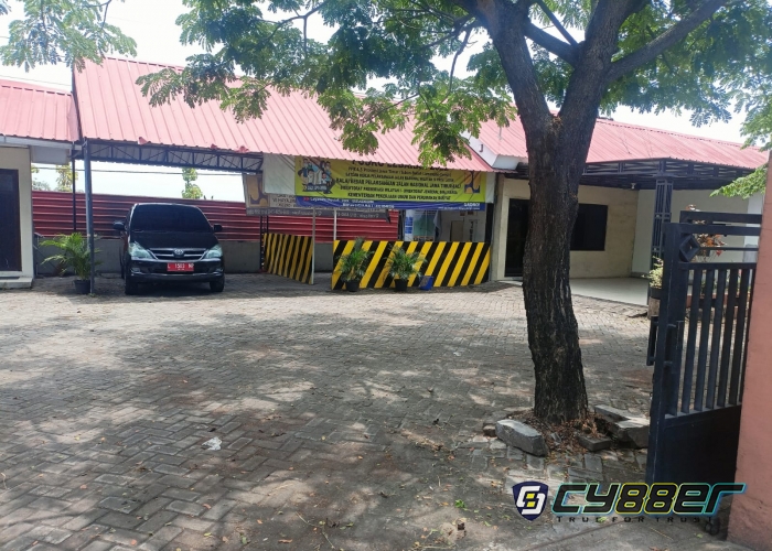 Diduga Gaji Pekerja di Kantor Satker Pelaksanaan Jalan Nasional Wilayah IV Prov. Jawa Timur Dipotong