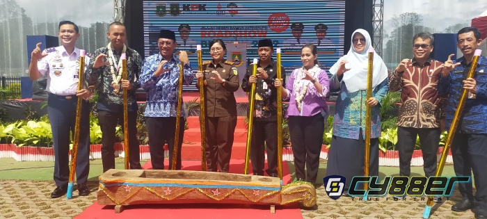 Walikota Cilegon Sambut Kehadiran RoadShow Bus KPK 