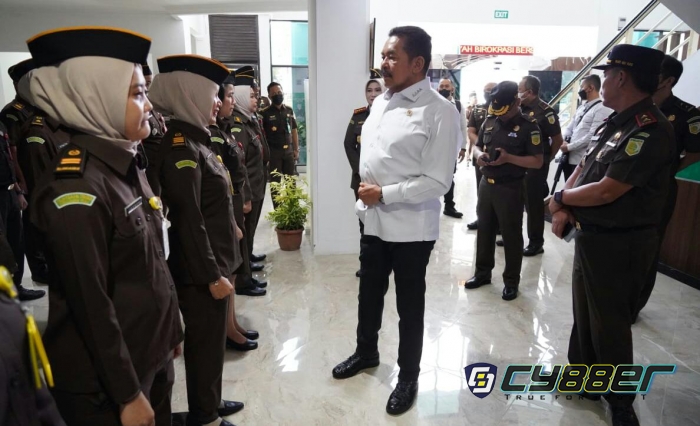 Kunker ke Kejari Batam, Jaksa Agung ST Burhanuddin Sorot Kejahatan Transnasional