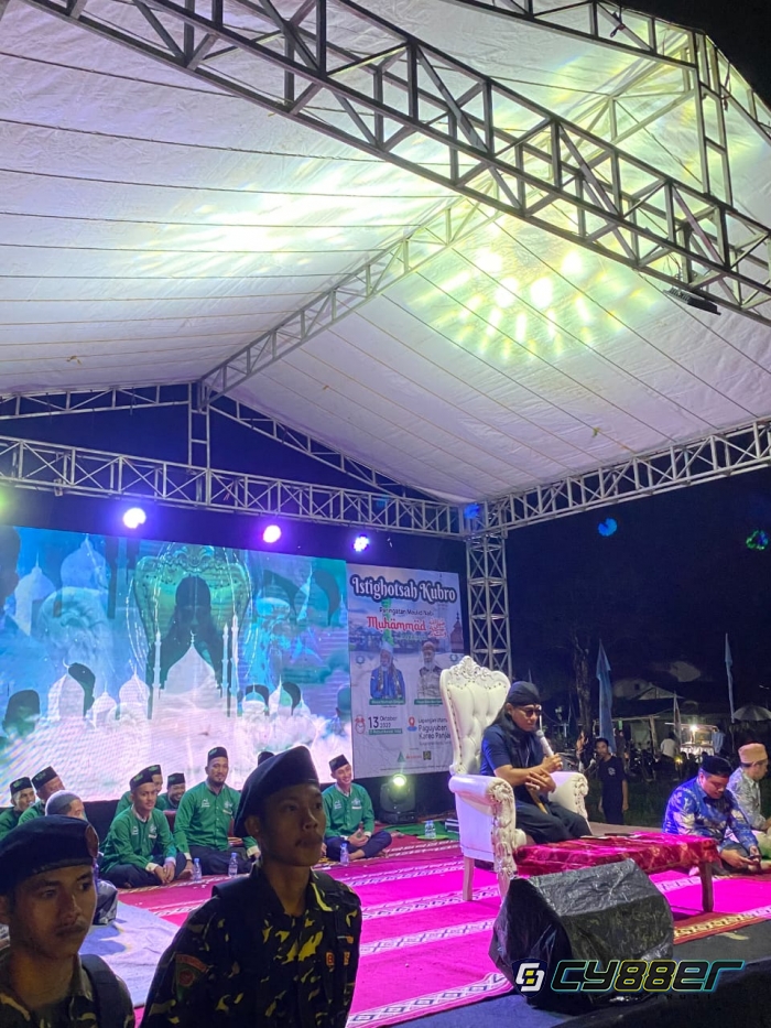 Diringi Grup Hadroh Warga  Binaan, Istighotsah Kubro Bersama Gus Miftah Penuh Rasa Persaudaraan