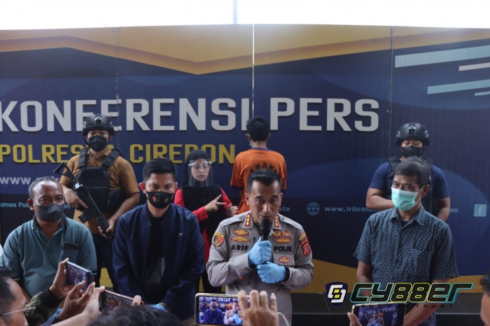 Pelaku Tawuran Antar Pemuda di Kecamatan Lemahabang
