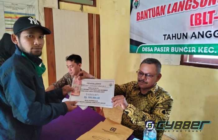 Pemdes Pasir Buncir Launching Ketahanan Pangan dan Pembagian BLT - DD Tahun 2022 
