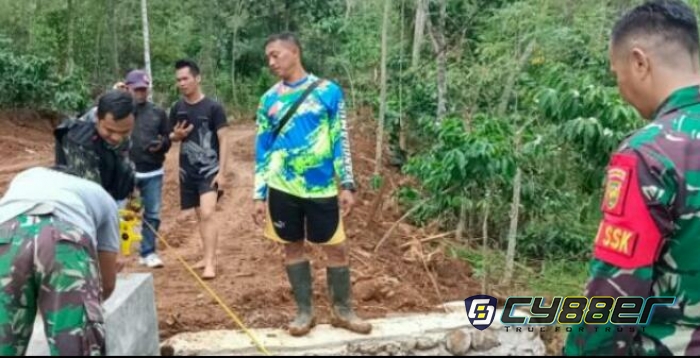 TMMD Bangun Jalan Desa Air Naningan, Kapten Rio Antoni : Tidak Terduga Ada Penambahan Badan Jalan Sepanjang 400M
