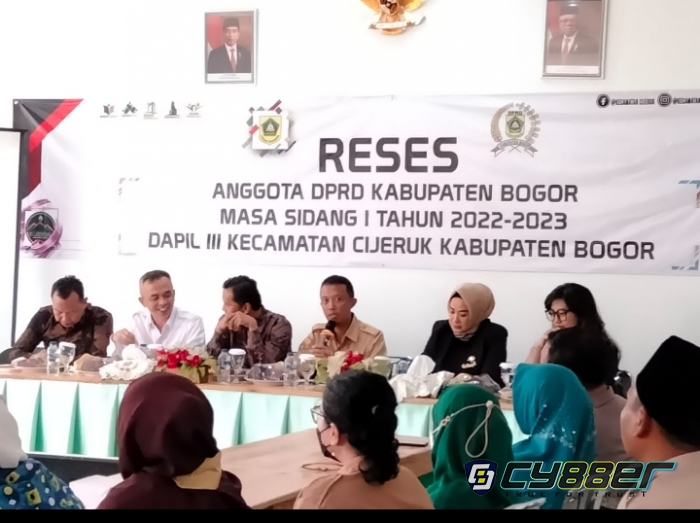 Reses DPRD Kabupaten Bogor Dapil III, Hj.Tuty Alawiyah Minta Masyarakat Waspada Longsor