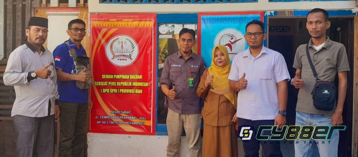 Alwinsyah dan Tommy FM Terima Kehadiran Kesbangpol Provinsi di Kantor DPD SPRI Riau 