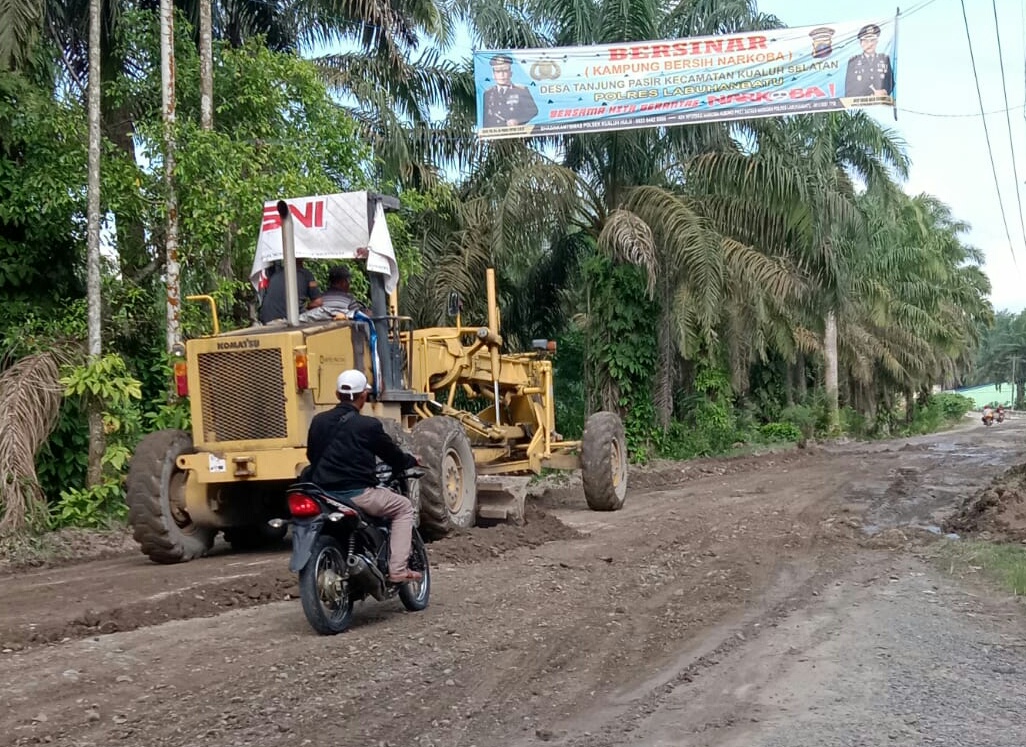 Ini Alasan Dirut CV. Neosoftart Terkait Molornya Pengerjaan Peningkatan Jalan Gunting Saga – Teluk Binjai