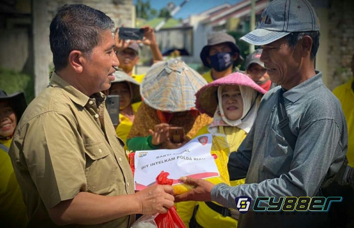 Bakti Sosial Polda Riau yang melalui Direktorat Intelkam Polda Riau