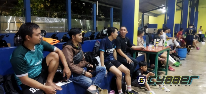 Dipacu Berolahraga, Komunitas Awi Sampurasun Gelar Futsal untuk Pelaku Seni