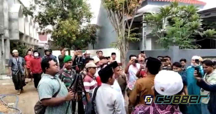 Kisruh! Dianggap Menyimpang, Warga Pamekasan Usir Penyebar Ajaran Wahabi