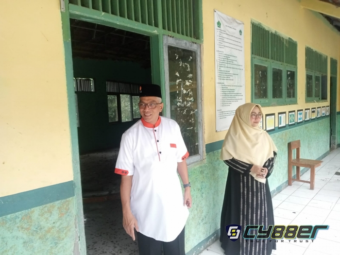 Bangunan Pendidikan Mengkhawatirkan, Abdul Hadi Wijaya Periksa Lokasi Sekolah