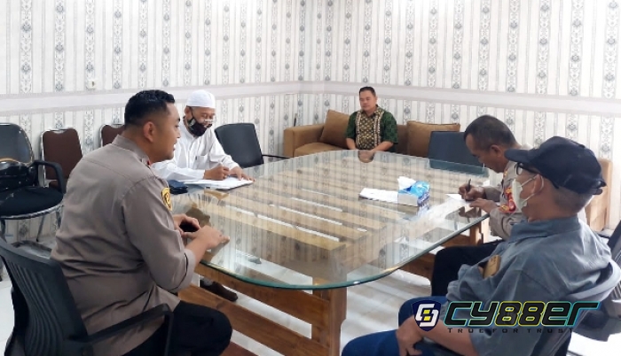 Di Jum’at Curhat, Wakapolres Bogor Terima Aduan Masyarakat