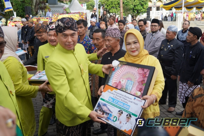 DANREM 062/TN Hadiri Upacara Peringatan Hari Jadi Garut Ke-210 Tahun 2023     