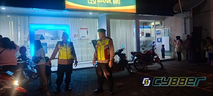 Pastikan Wilayah Binaan Kondusif, Polsek Batujajar Rutin Gelar Patroli