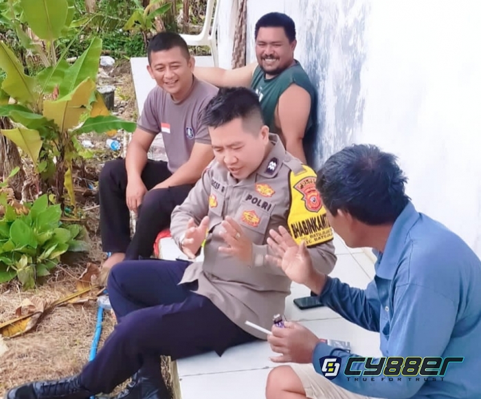 Bhabinkamtibmas Desa Batujajar Timur, Sambang di Kp.Cibungur