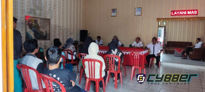 Kedapatan Bolos Sejumlah Siswa di Giring ke Balai Pekon