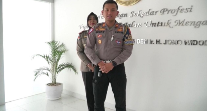 Jajaran Polsek Gunung Putri Polres Bogor Laksanakan Baksos di Bulan Ramdhan
