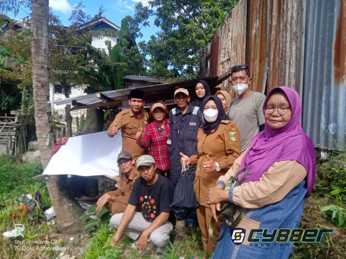 Akhirnya Abas Dirangkul Pemerintah Pekon Sukarame 