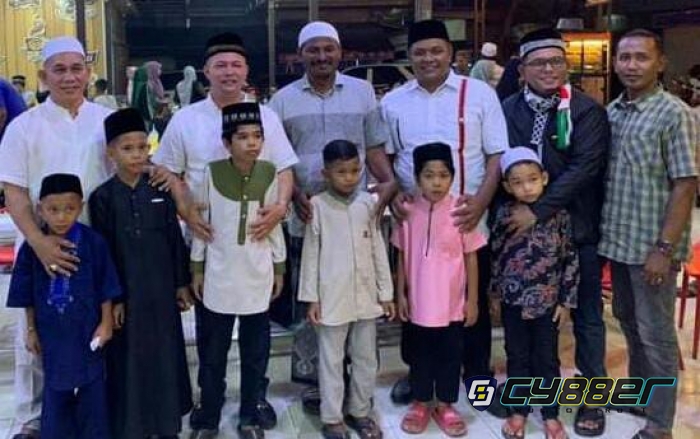 Mantan GAM dan Anggota DPR Aceh Jalin Silaturrahmi Bersama Anak Yatim 