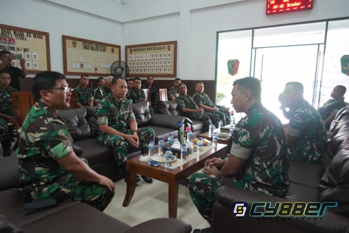 Kunjungi Kodim 0603/Lebak, Brigif Mekanis 14/MY Dan Dodiklatpur Rindam III/Siliwangi Danrem 064/MY Berharap Tetap Jaga Kekompakan