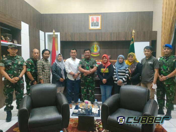 Silaturahmi Awak Media Bersama Danrem 064/MY