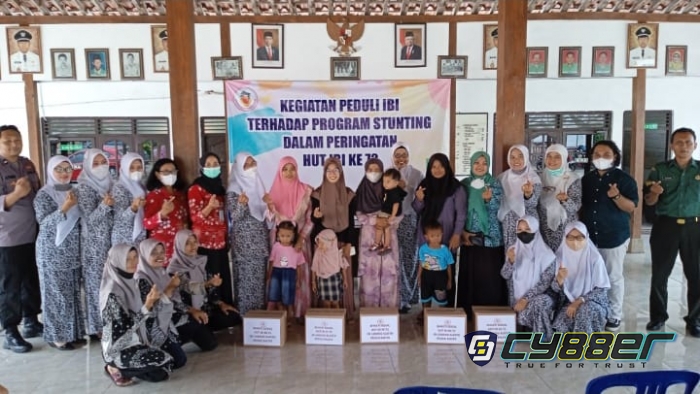 Gerakkan Bakti sosial di HUT ke 72 Pengurus Cabang Ikatan Bidan Indonesia