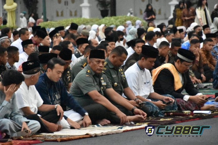 Sholat Idul Adha di Istana Kepresidenan Yogyakarta dihadiri Kasrem 072/Pamungkas