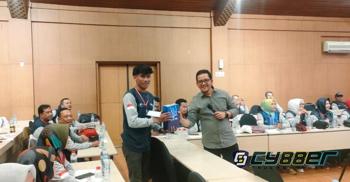 Badan Kesbangpol Kota Cimahi meberikan Pembinaan Terhadap Ormas-ormas di Garut
