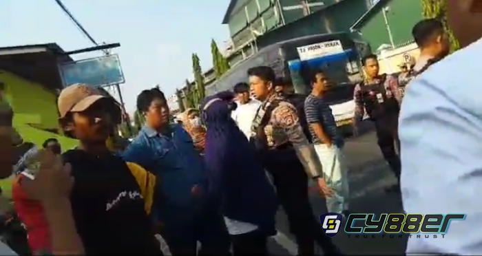 Ketua Pemuda Kalibaru Gagalkan Aksi Demo di PT Dover 