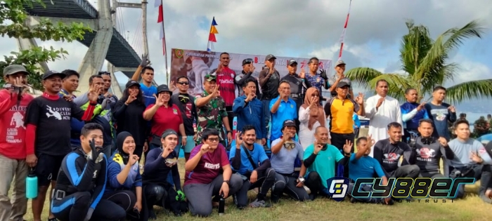 Beach and Underwater Cleanup, Poka Pantai, 3296,8 Kg Sampah Berhasil Dikumpulkan