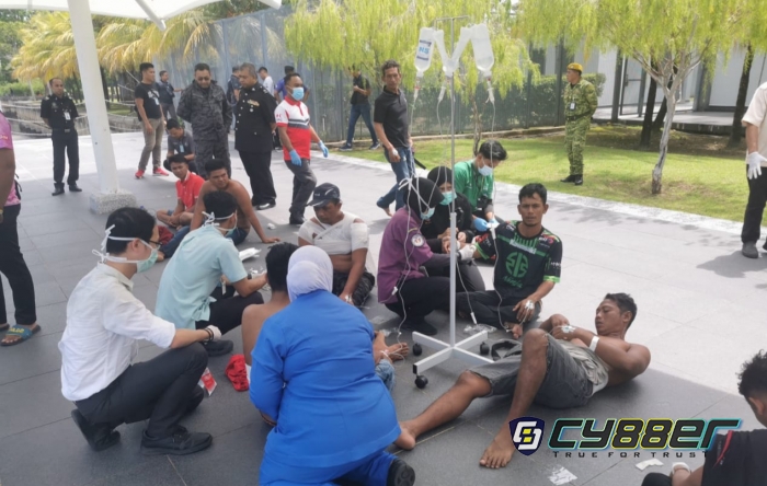 Gubernur Riau Doakan Korban Kapal Tenggelam Segera Ditemukan