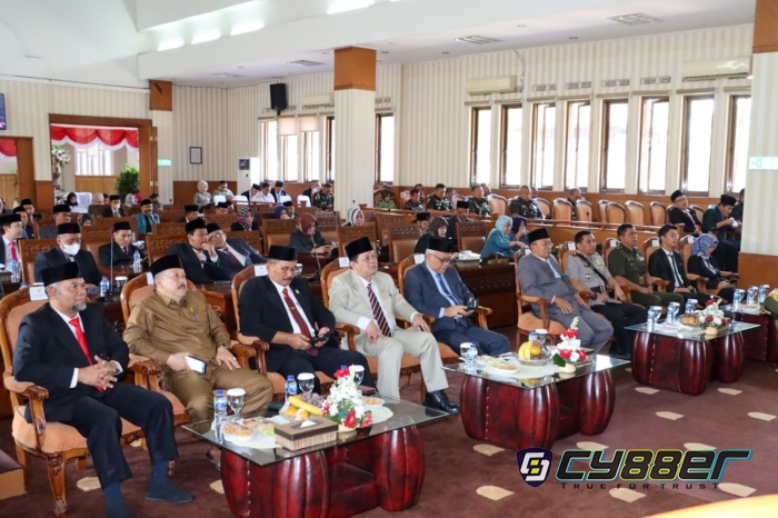 Rapat Paripurna DPRD Cimahi Mendengarkan Pidato Kenegaraan Presiden, HUT RI ke 78