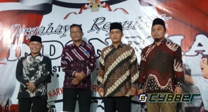 Warga Desa Wonosari Lakukan Tirakatan Jelang Perayaan HUT RI Ke-78