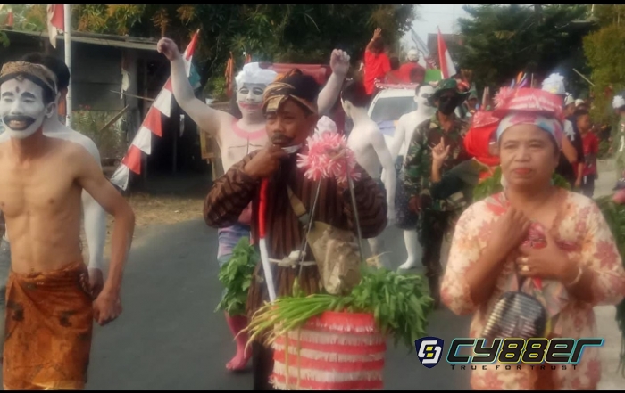 Kemeriahan Karnaval Jalan Sehat Kontingen dari Desa Wonosari Kecamatan Trucuk Mendapat Perhatian dari Bupati Klaten 